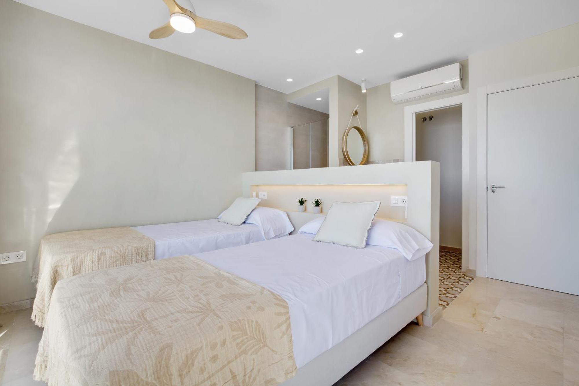 Santa Clara Modern & Exclusive Seafront Apartment Torremolinos Zewnętrze zdjęcie