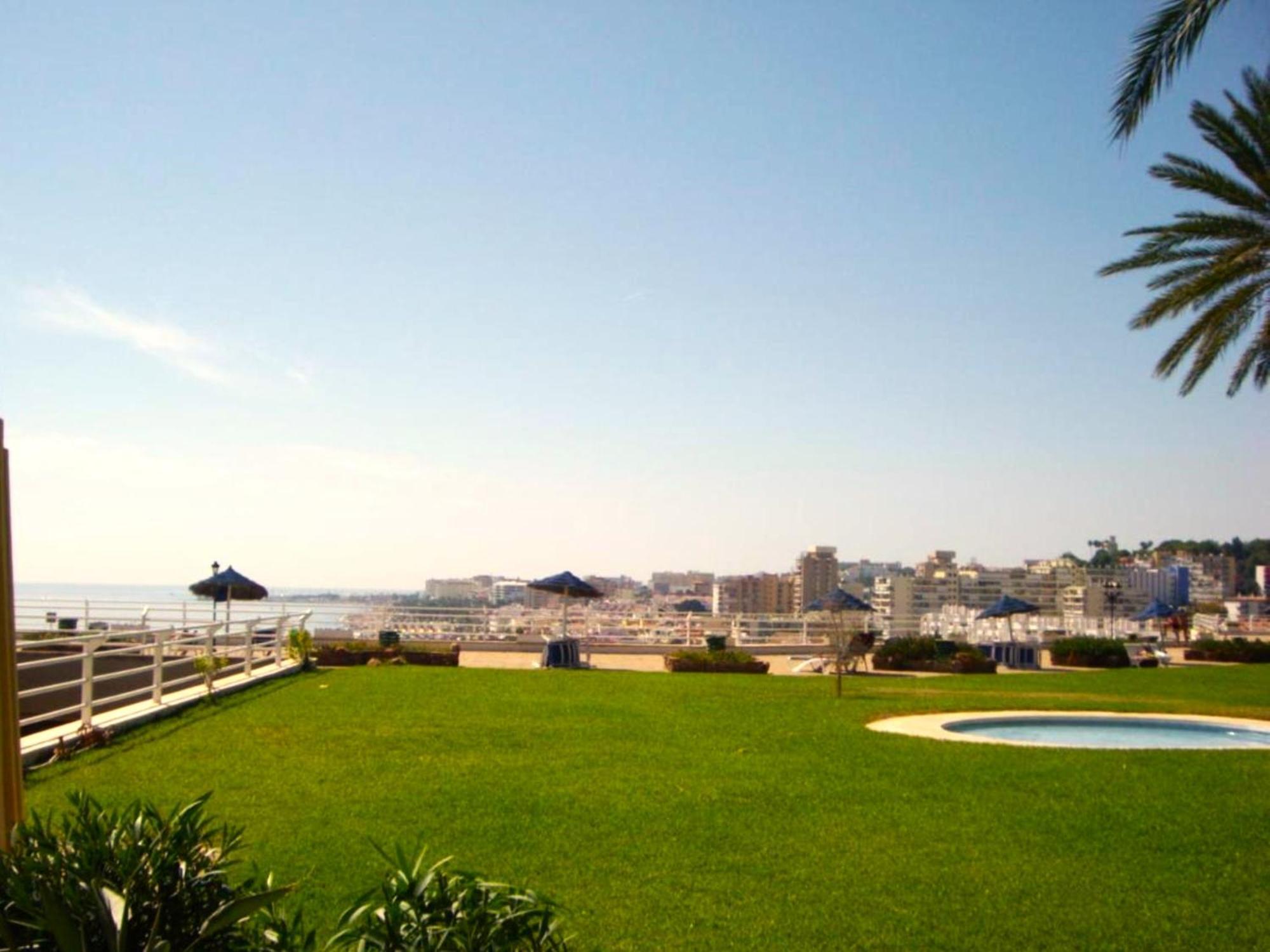 Santa Clara Modern & Exclusive Seafront Apartment Torremolinos Zewnętrze zdjęcie