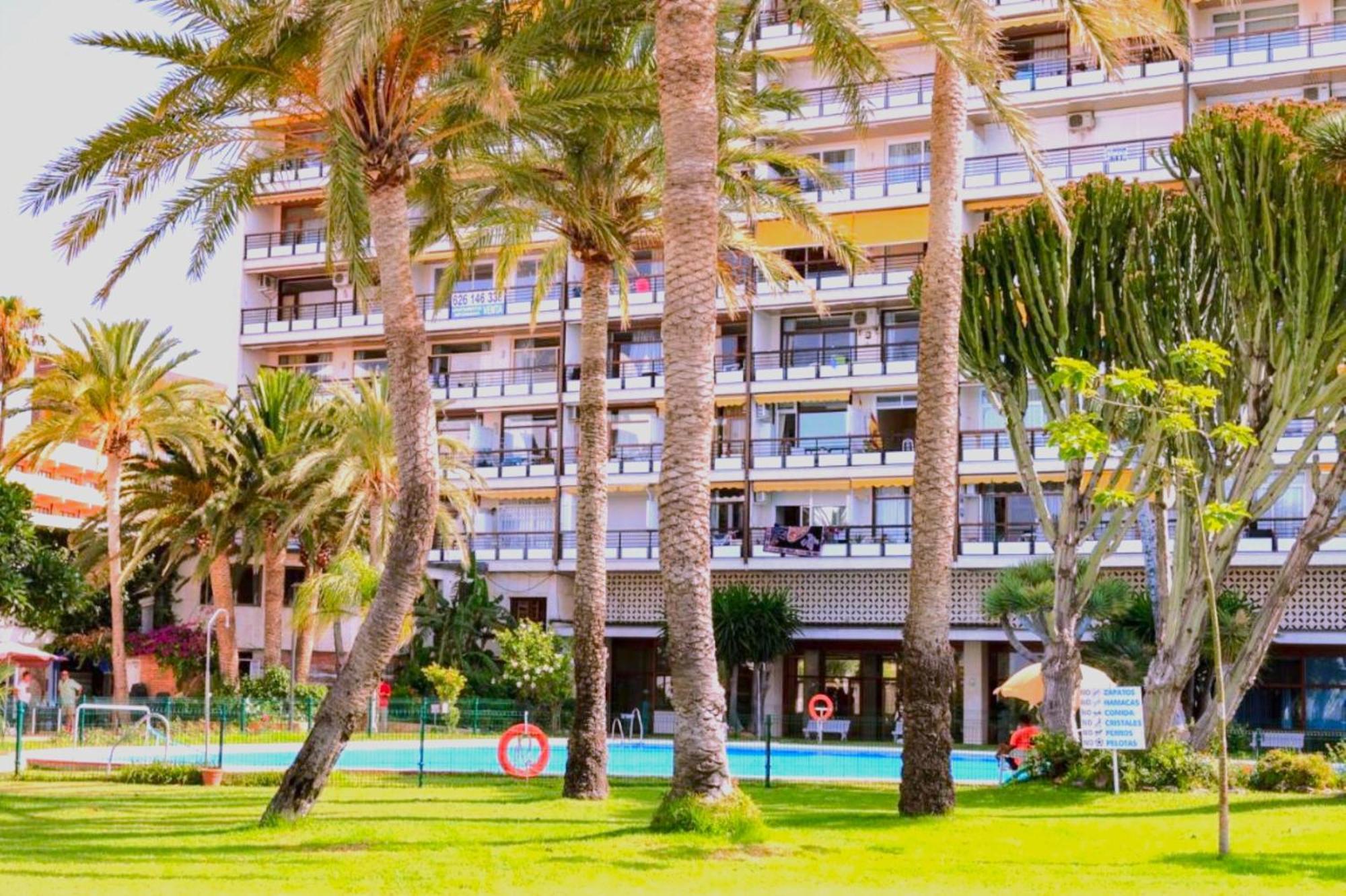 Santa Clara Modern & Exclusive Seafront Apartment Torremolinos Zewnętrze zdjęcie