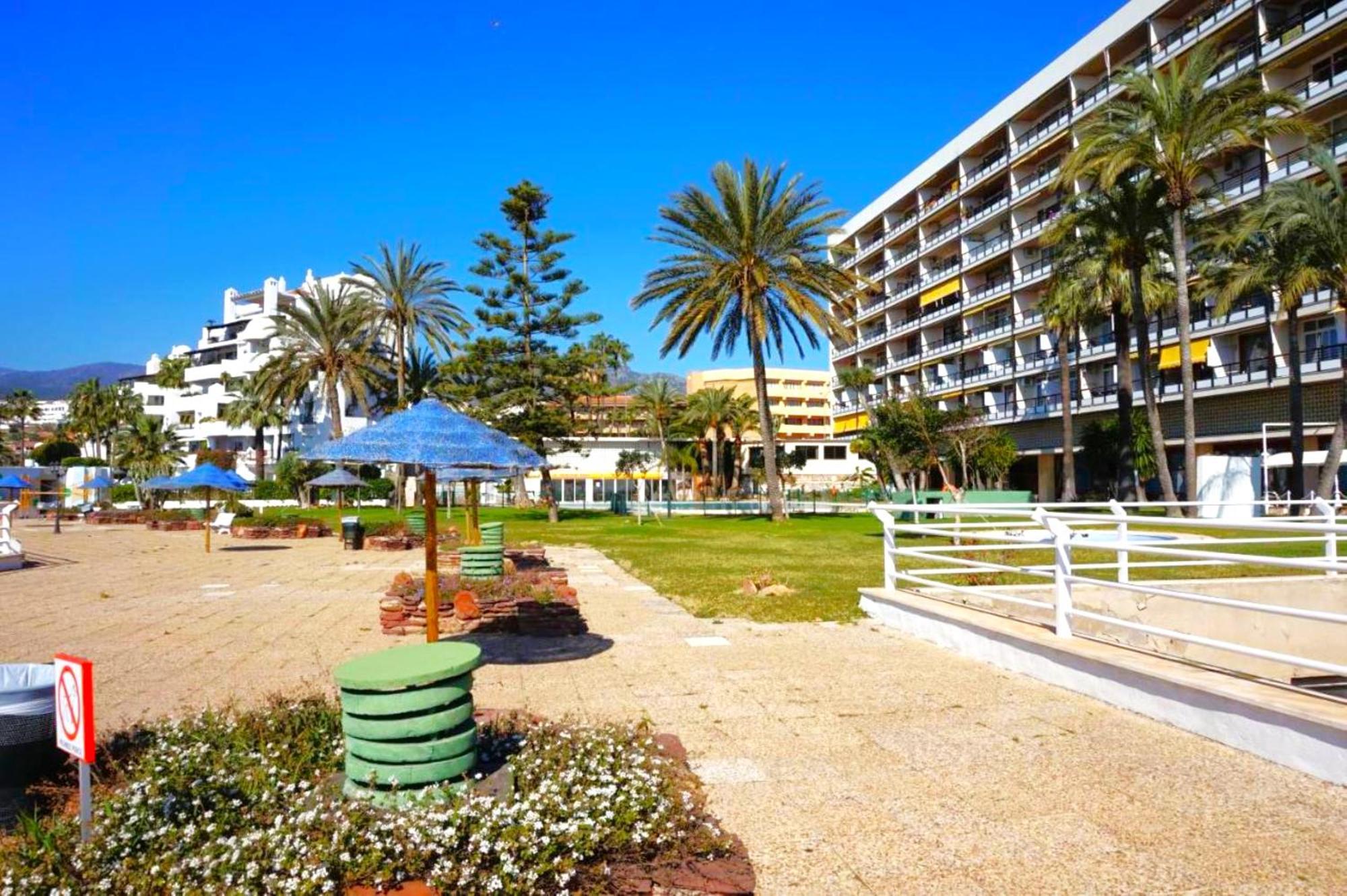 Santa Clara Modern & Exclusive Seafront Apartment Torremolinos Zewnętrze zdjęcie